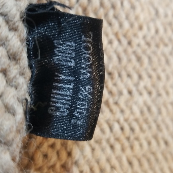 Chilly Dog 100% wool coat with adorable hood with ears Hand Knit - Picture 4 of 10